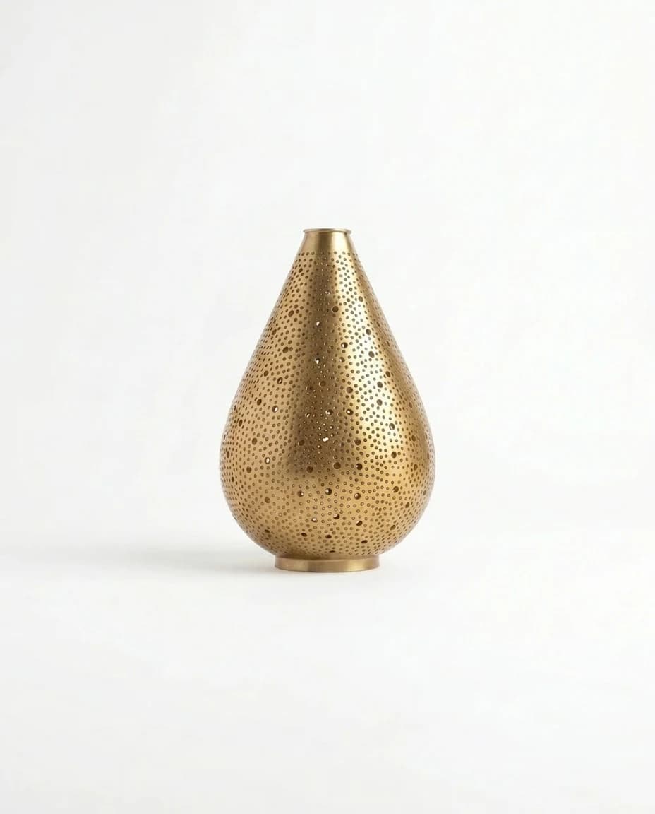 hilal pendant -- view 2