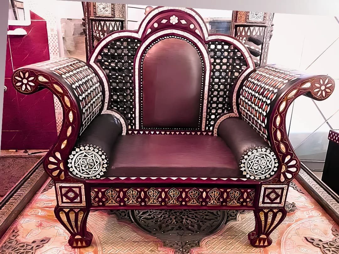kursi royal — throne chair -- view 2