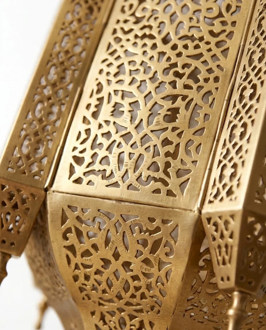 bayt pendant -- view 3