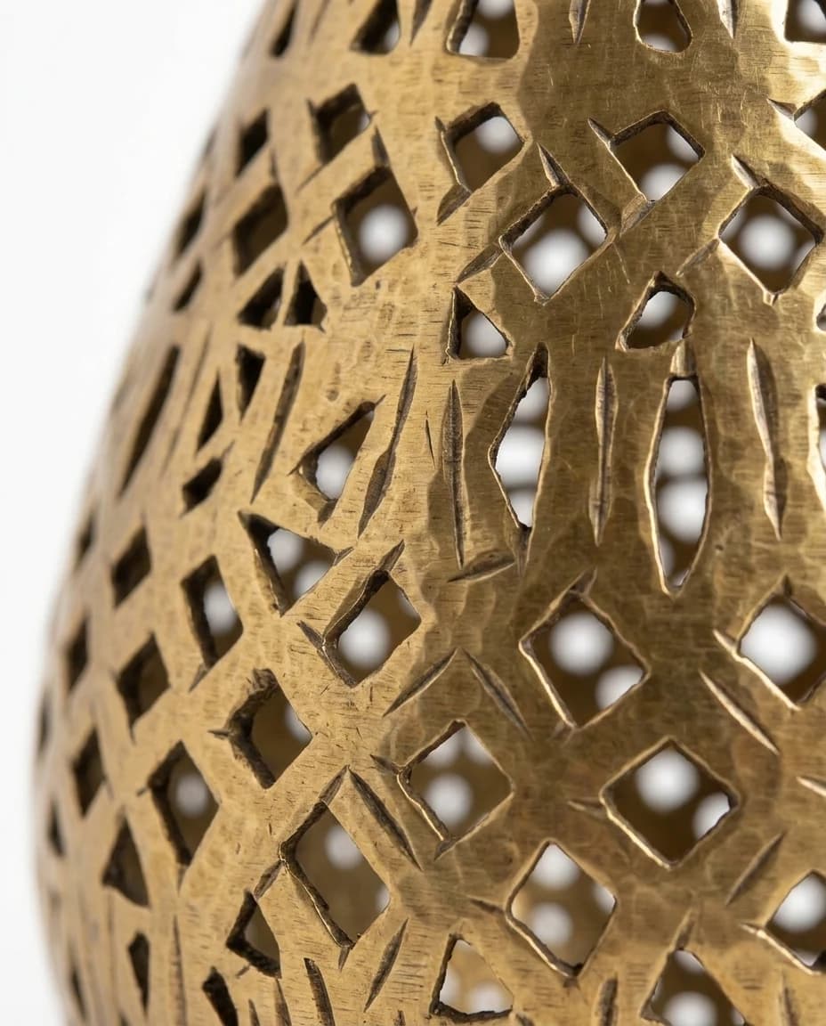 hilal pendant -- view 3